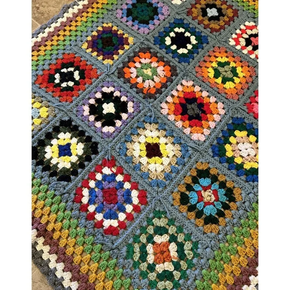 Handmade Vintage Bright‎ Multicolor Granny Square Crochet Blanket Afghan Throw